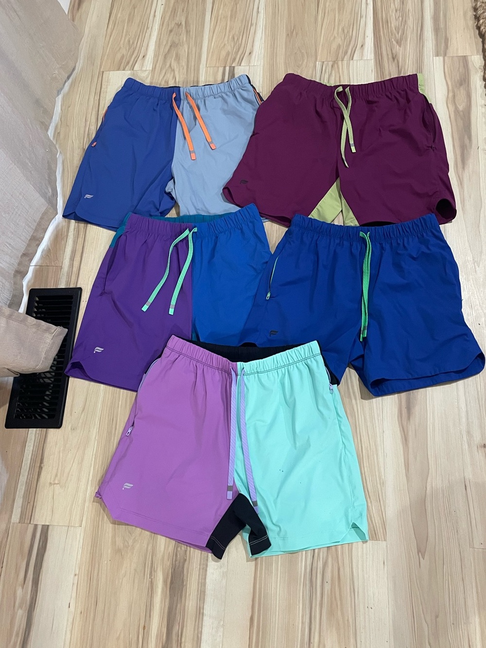 Fabletics The One Colorblock Athletic Shorts bundle